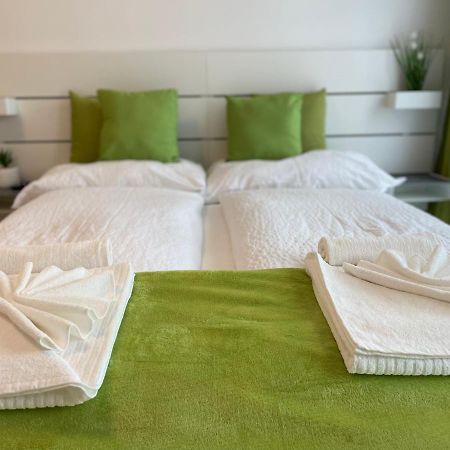 Siesta Apartman Balatonberény エクステリア 写真