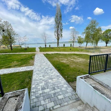 Siesta Apartman Balatonberény エクステリア 写真